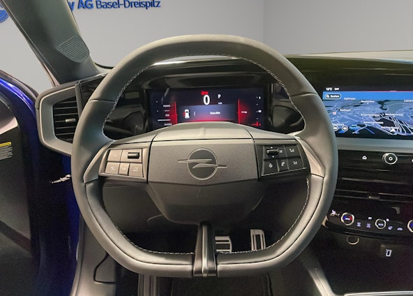 Vehicle image 4 Vehicle image 4