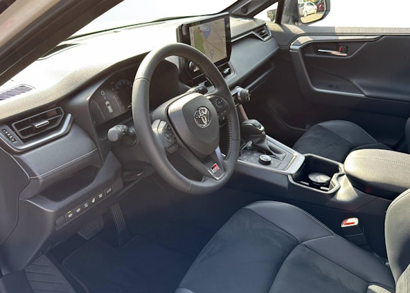 Vehicle image 6 Vehicle image 6