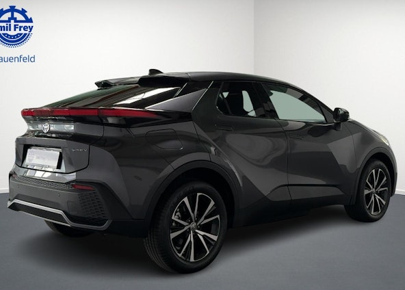 Vehicle image 4 Vehicle image 4