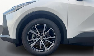 Vehicle image TOYOTA C-HR 2.0 PHEV Swiss Edition