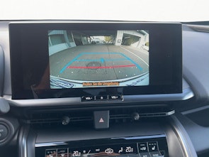 Vehicle image TOYOTA C-HR 2.0 PHEV Swiss Edition