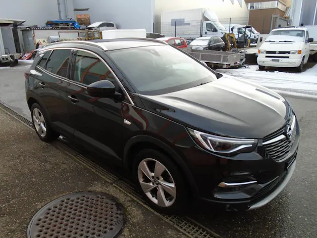 Opel Grandland X 1.6 T Ultimate