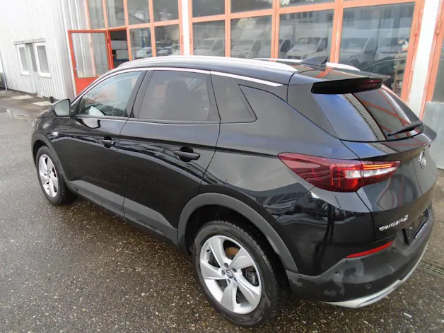 Opel Grandland X 1.6 T Ultimate