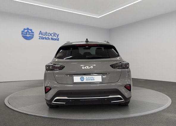 Vehicle image 2 Vehicle image 2