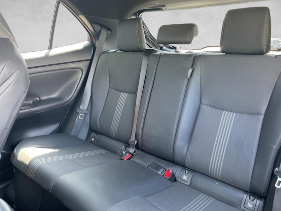 Vehicle image 14 Vehicle image 14