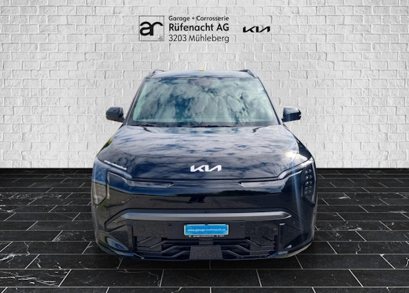 Vehicle image 2 Vehicle image 2