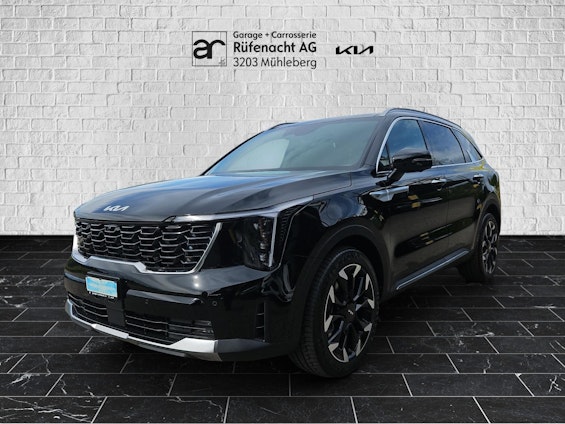 First vehicle image First vehicle image