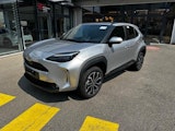First vehicle image