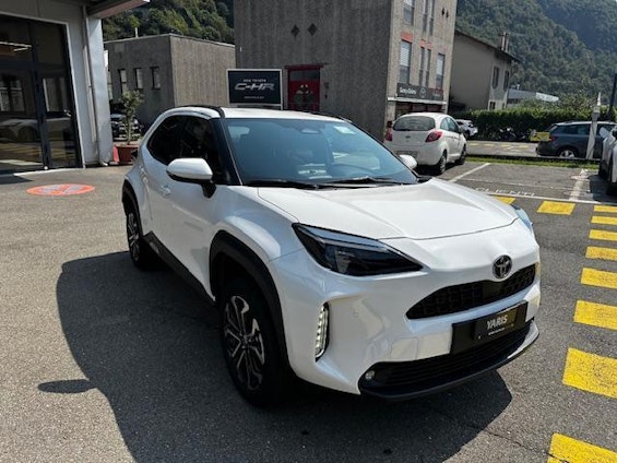 Vehicle image 22