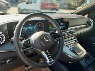 Mercedes-Benz V 300d Swiss Edition L 4x4