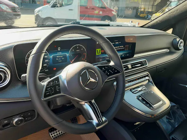 Mercedes-Benz V 300d Swiss Edition L 4x4