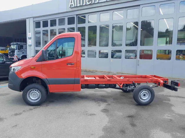 Mercedes-Benz Sprinter 319 CDI PRO CH S 4x4