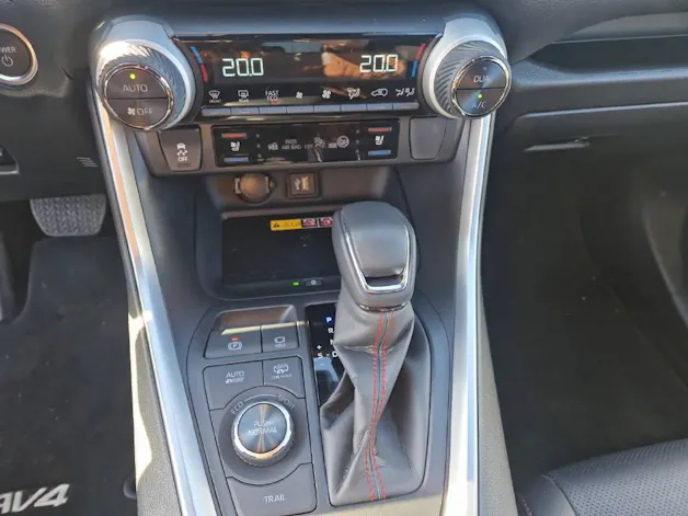 Toyota RAV4 2.5 Plug-In-Hybrid Platin 45737/000