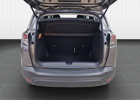 Vehicle image 9 Vehicle image 9