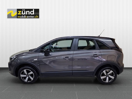 First vehicle image