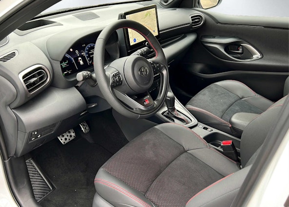 Vehicle image 13 Vehicle image 13