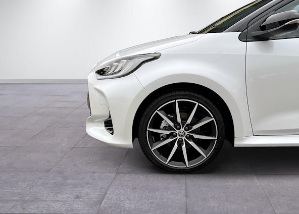 Vehicle image 2 Vehicle image 2