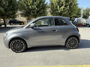 Fiat 500 3+1 el 87 kW Icon