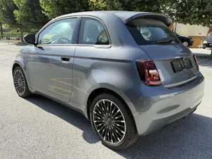 Fiat 500 3+1 el 87 kW Icon