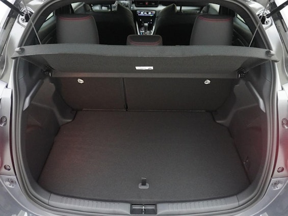 Vehicle image 23
