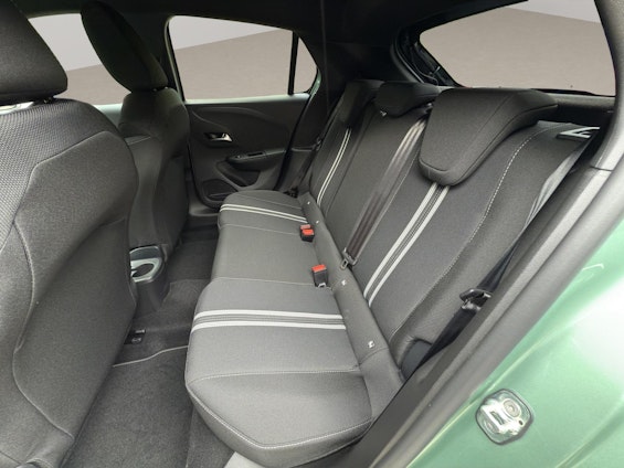 Vehicle image 10 Vehicle image 10