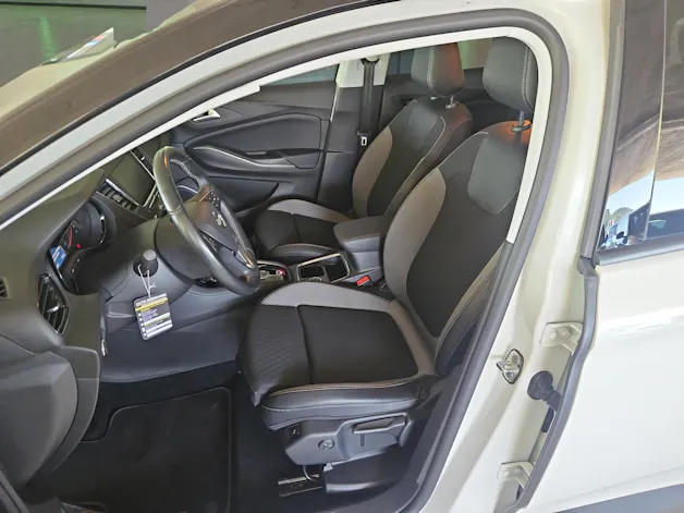 Opel Grandland X 1.6 T Ultimate