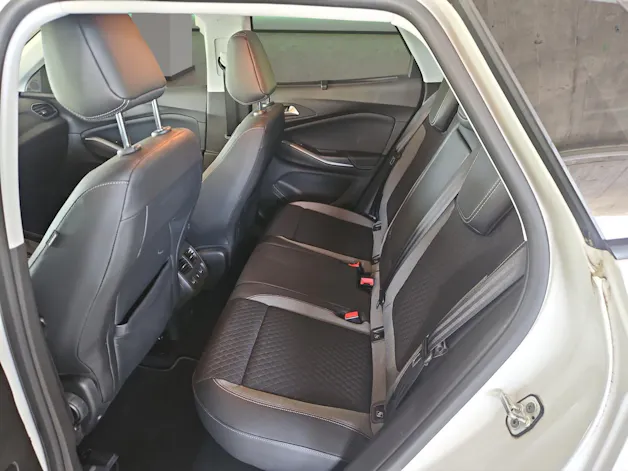 Opel Grandland X 1.6 T Ultimate
