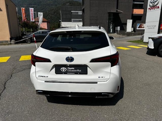 Vehicle image 6 Vehicle image 6