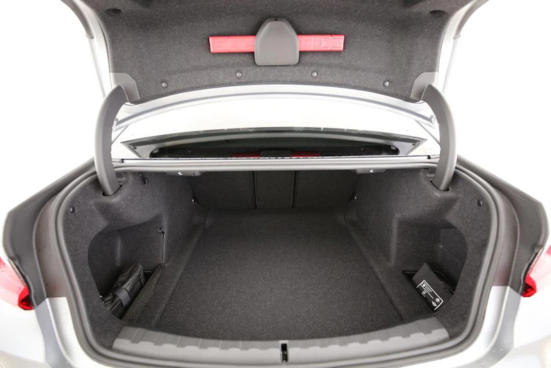 Fahrzeugbild BMW 3 SERIES