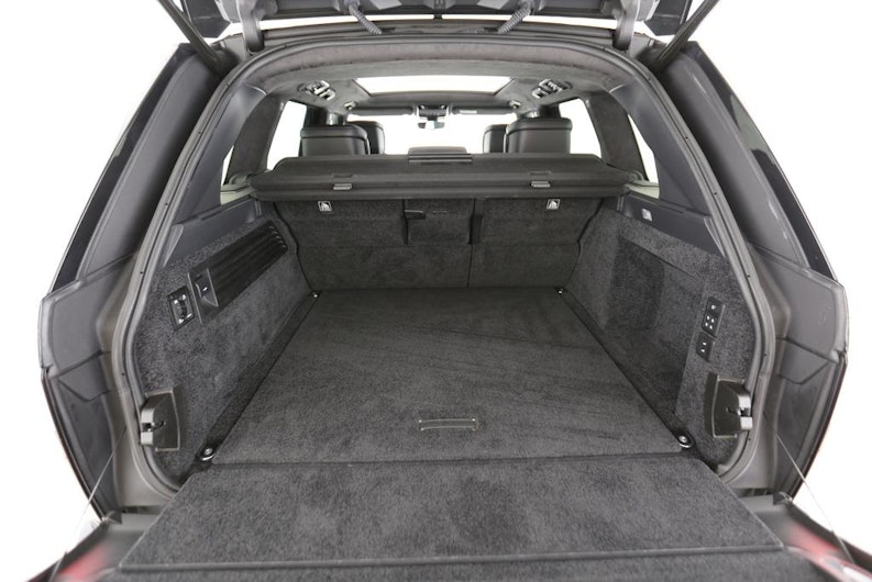 Vehicle image LAND ROVER RANGE ROVER