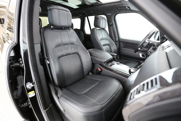 Vehicle image 9 Vehicle image 9