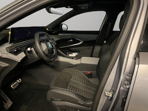 Vehicle image PEUGEOT 3008 e-Launch Edition AWD