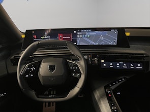 Vehicle image PEUGEOT 3008 e-Launch Edition AWD