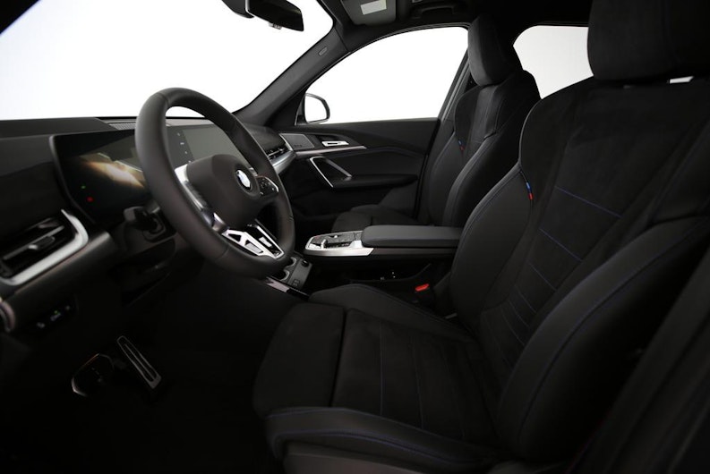 Vehicle image BMW X1