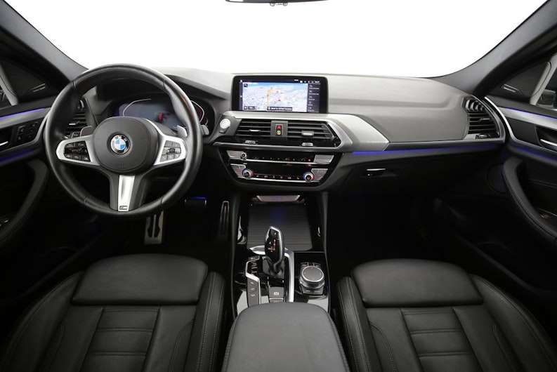 Vehicle image BMW X4