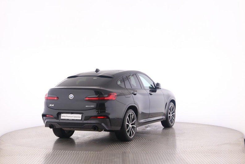 Vehicle image BMW X4