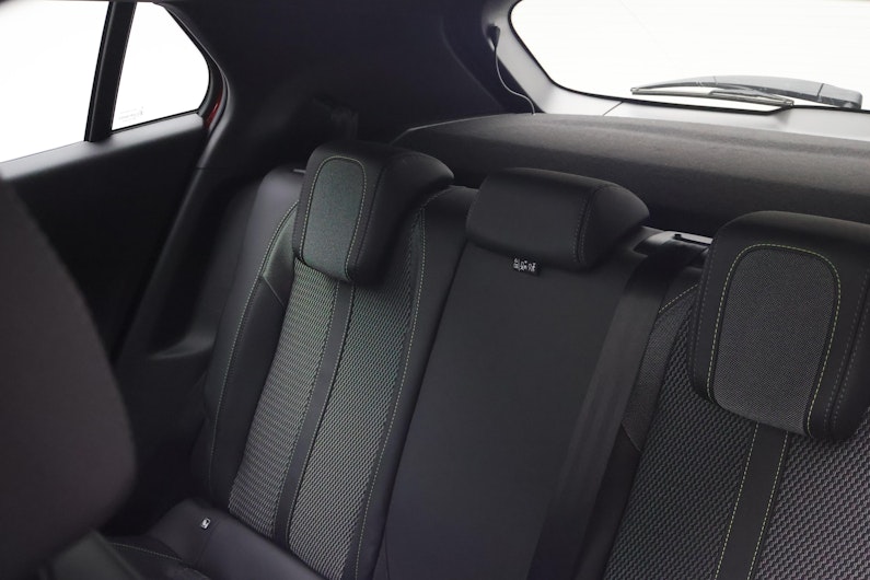 Vehicle image PEUGEOT 2008