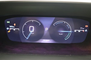 Vehicle image PEUGEOT 2008 1.2 Hybrid GT