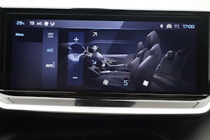 Vehicle image PEUGEOT 2008 1.2 Hybrid GT