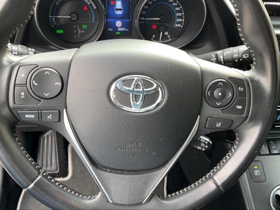 Vehicle image 2 Vehicle image 2