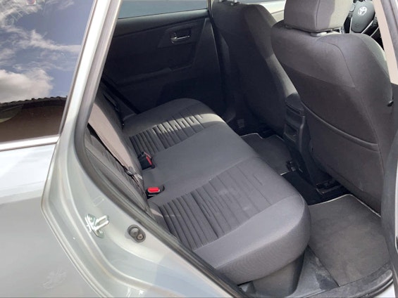 Vehicle image 16 Vehicle image 16