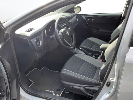 Vehicle image 11 Vehicle image 11