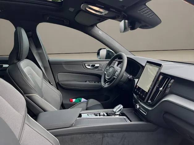 Volvo XC60 2.0 T6 TE Black Edition eAWD