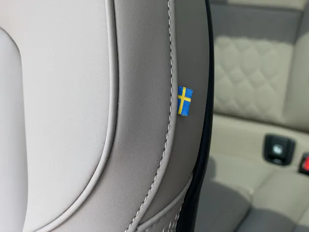 Volvo XC60 2.0 T8 TE Ultra Dark eAWD