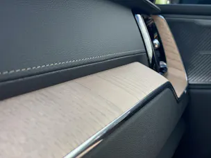 Volvo XC60 2.0 T8 TE Ultra Dark eAWD