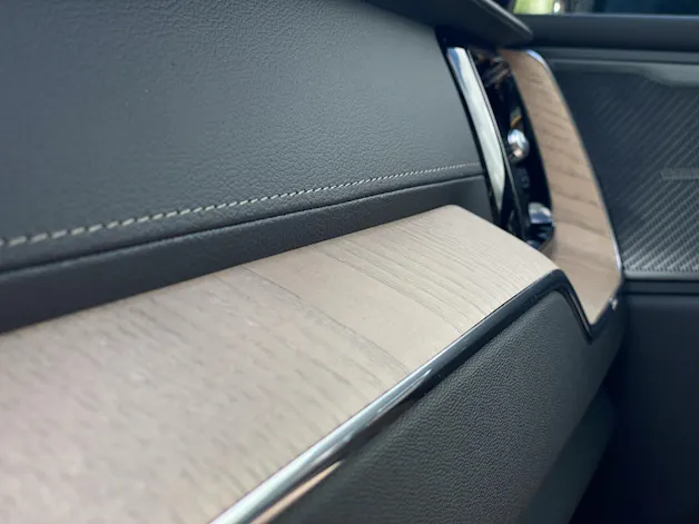 Volvo XC60 2.0 T8 TE Ultra Dark eAWD