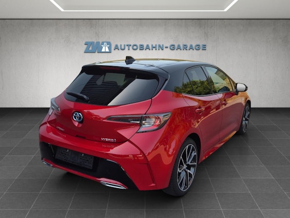 Vehicle image 4 Vehicle image 4