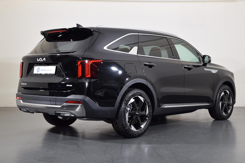 Vehicle image KIA SORENTO