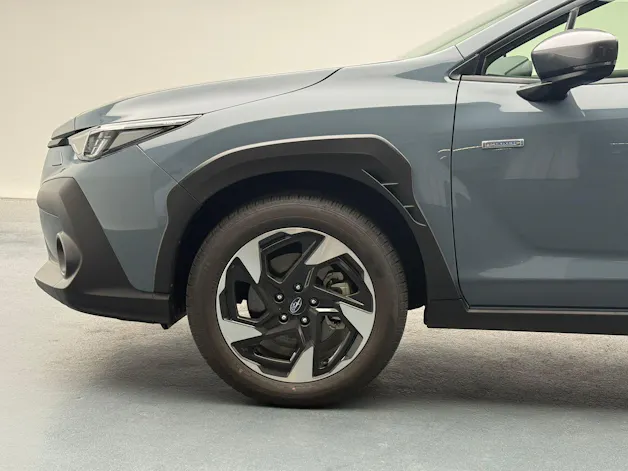 Subaru Crosstrek 2.0i e-Boxer Swiss Plus