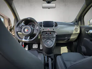 Fiat 595 Abarth 1.4 T-Jet 165 Turismo